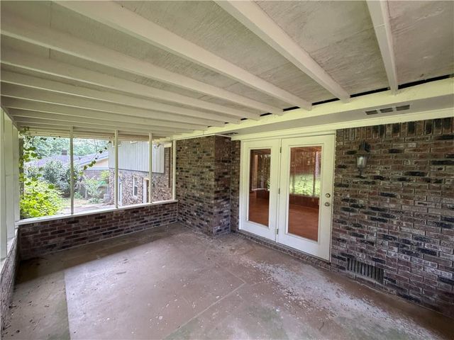 3887 Menlo Drive, Atlanta, GA 30340