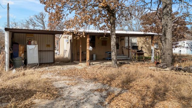 363 Private Road 1784, Sunset, TX 76270