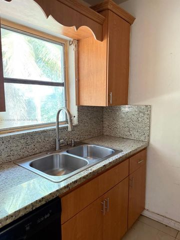 951 NE 157th Terrace, North Miami Beach, FL 33162