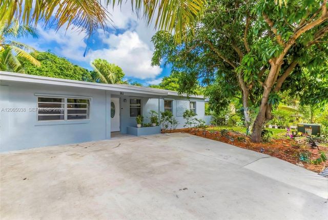 951 NE 157th Terrace, North Miami Beach, FL 33162