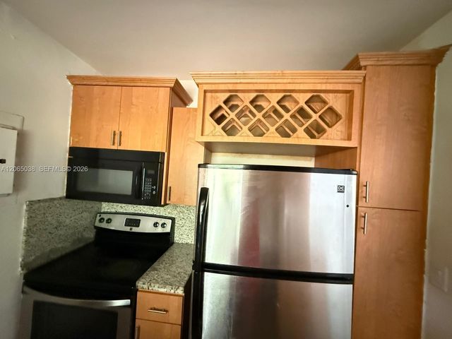 951 NE 157th Terrace, North Miami Beach, FL 33162