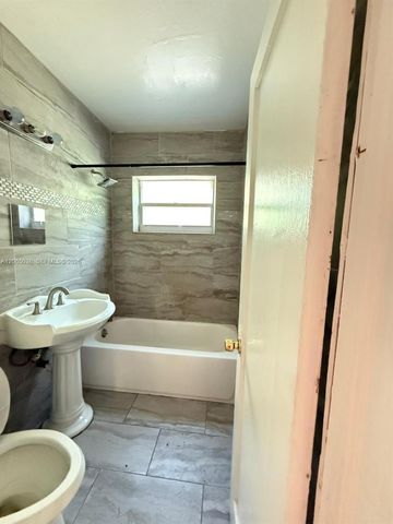 951 NE 157th Terrace, North Miami Beach, FL 33162