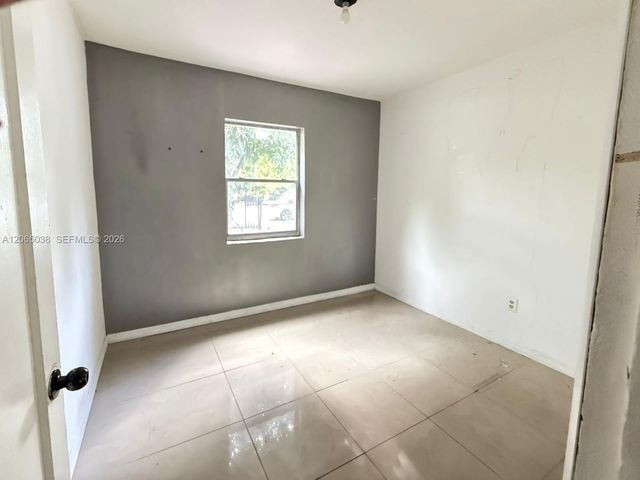 951 NE 157th Terrace, North Miami Beach, FL 33162