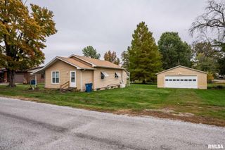 308 W FLORA Street, Valier, IL 62891