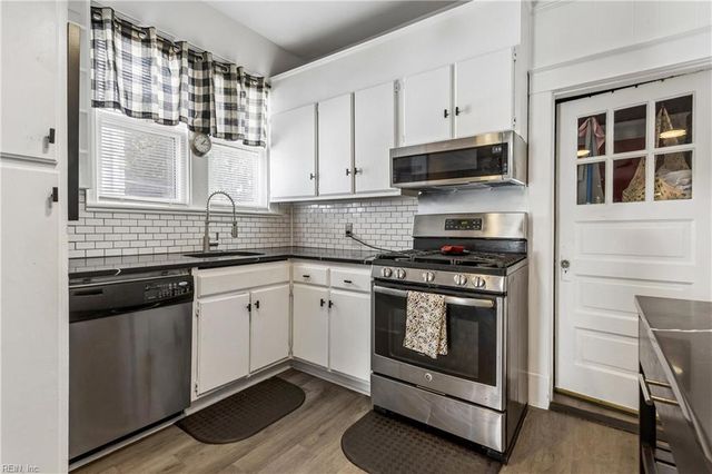 318 56th ST, Newport News, VA 23607
