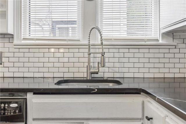 318 56th ST, Newport News, VA 23607
