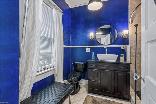 318 56th ST, Newport News, VA 23607