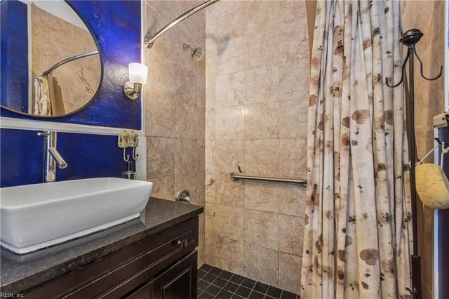 318 56th ST, Newport News, VA 23607