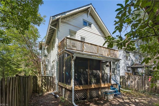 318 56th ST, Newport News, VA 23607