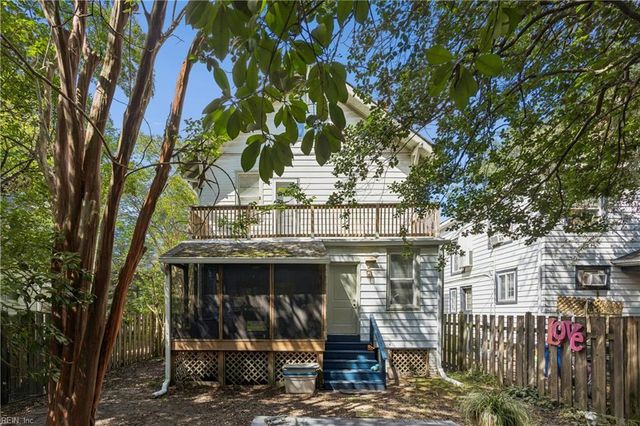 318 56th ST, Newport News, VA 23607