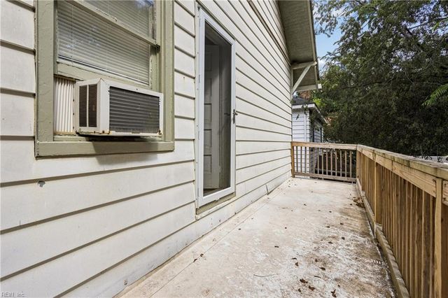 318 56th ST, Newport News, VA 23607