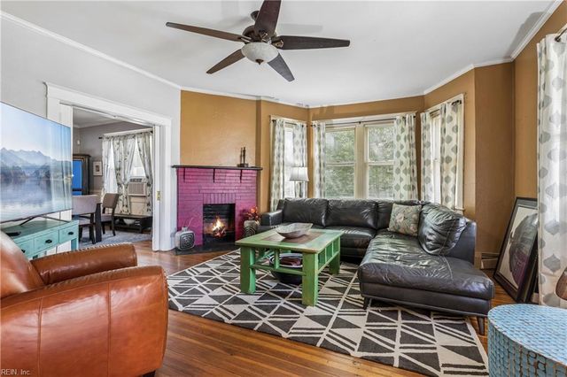 318 56th ST, Newport News, VA 23607