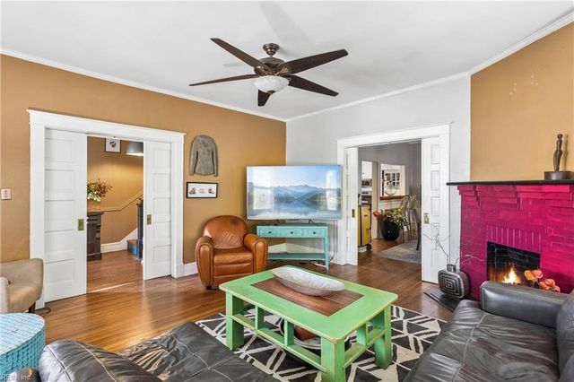318 56th ST, Newport News, VA 23607