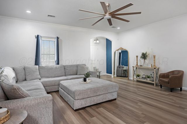 6809 Fanchun Street, Amarillo, TX 79119