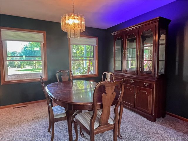 717 N Youngs Road, Attica Township, MI 48412