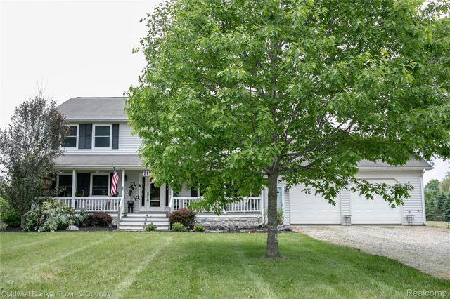 717 N Youngs Road, Attica Township, MI 48412