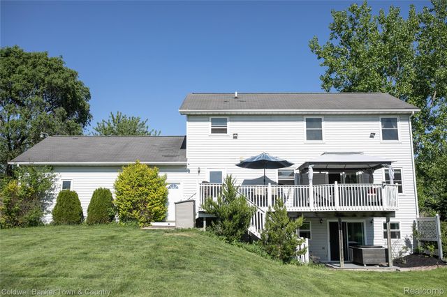 717 N Youngs Road, Attica Township, MI 48412
