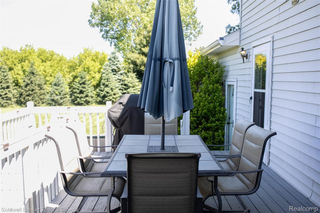 717 N Youngs Road, Attica Township, MI 48412