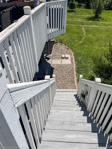 717 N Youngs Road, Attica Township, MI 48412