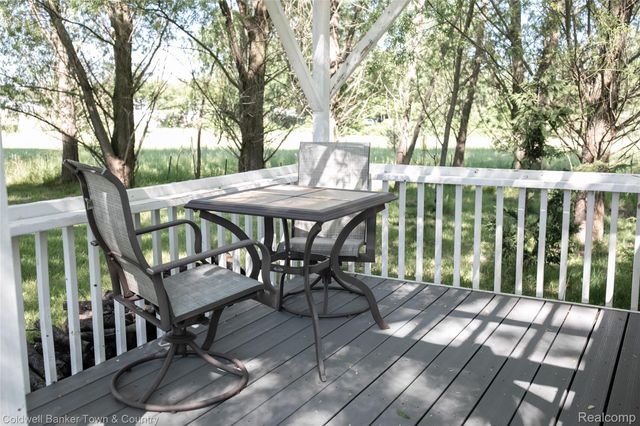 717 N Youngs Road, Attica Township, MI 48412