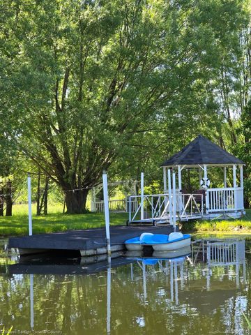 717 N Youngs Road, Attica Township, MI 48412