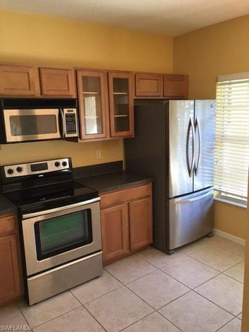 8071 Pacific Beach DR, Fort Myers, FL 33966