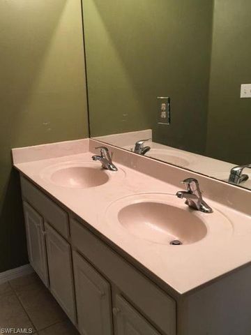 8071 Pacific Beach DR, Fort Myers, FL 33966