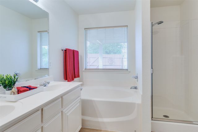 10837 Braemoor Drive, Fort Worth, TX 76052