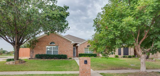 10837 Braemoor Drive, Fort Worth, TX 76052