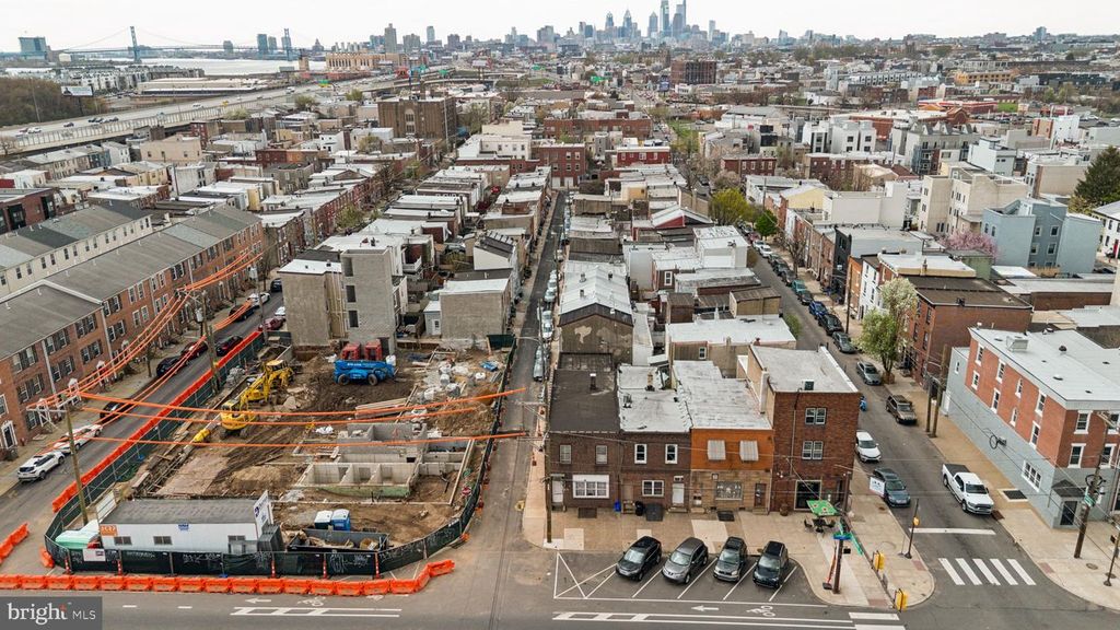 2638 E LEHIGH AVE, Philadelphia, PA 19125