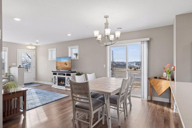 8067 Abercrombie Lane, Woodbury, MN 55129