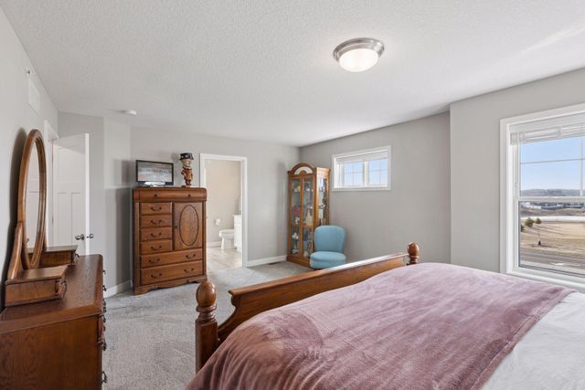 8067 Abercrombie Lane, Woodbury, MN 55129