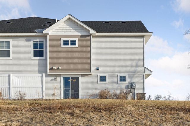 8067 Abercrombie Lane, Woodbury, MN 55129