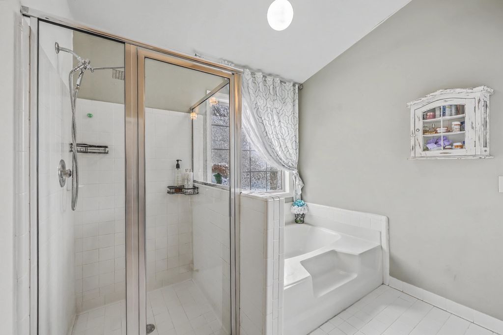 Image 34 of property listing at 1590 Wabeek Way, Charleston, SC 29414