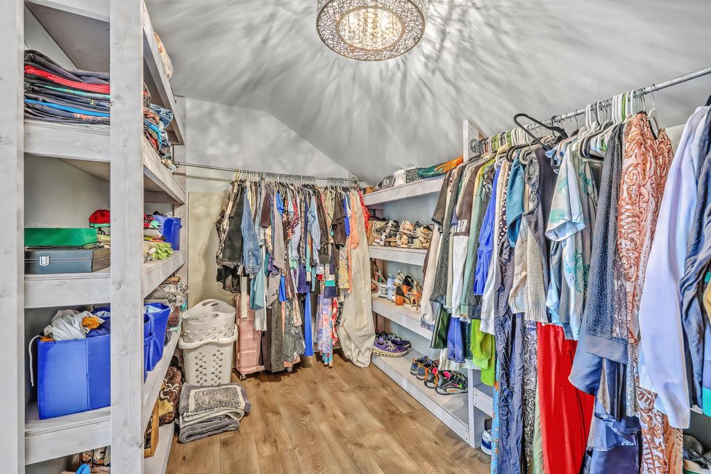 Image 38 of property listing at 1590 Wabeek Way, Charleston, SC 29414