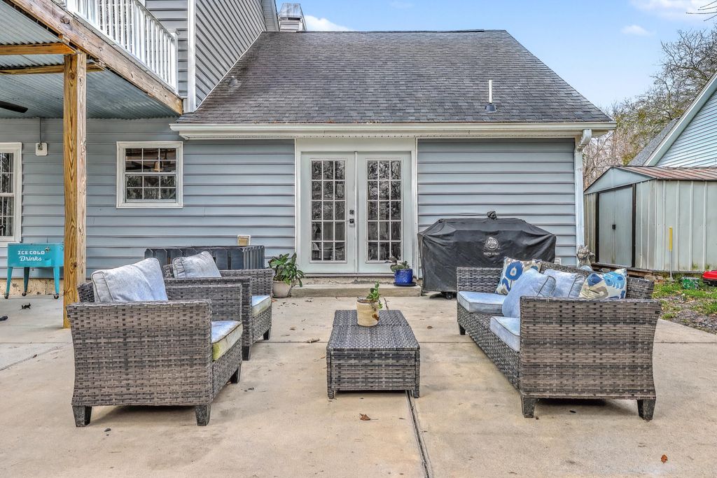 Image 45 of property listing at 1590 Wabeek Way, Charleston, SC 29414