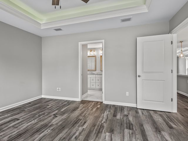 46 Lake Ellen Drive, Wakulla, FL 32327