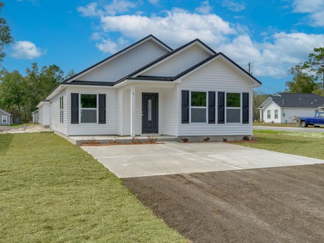 46 Lake Ellen Drive, Wakulla, FL 32327