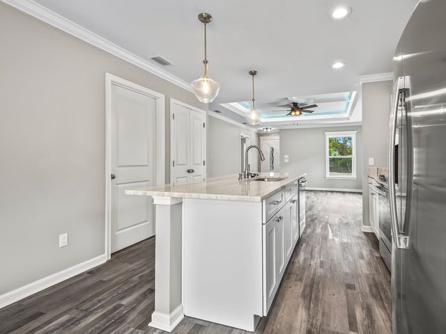 46 Lake Ellen Drive, Wakulla, FL 32327