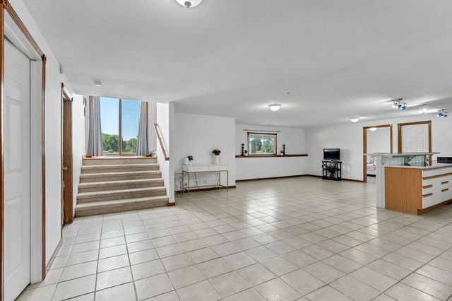 12218 E Andrea St, Wichita, KS 67207