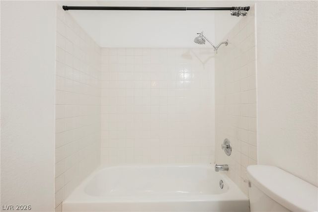 7944 Calico Vista Boulevard 201, Las Vegas, NV 89128