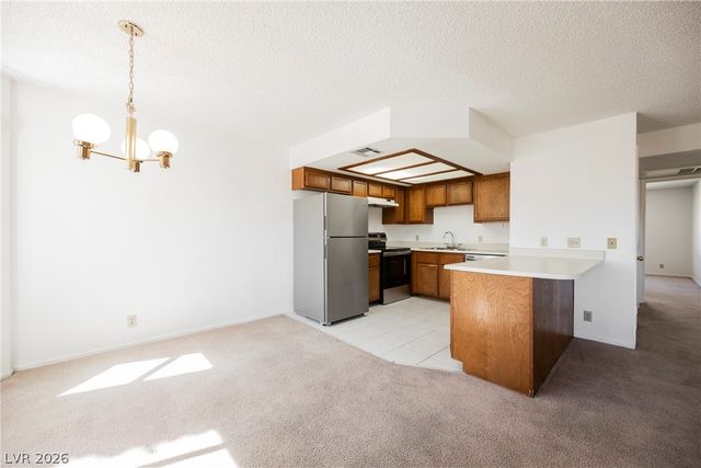 7944 Calico Vista Boulevard 201, Las Vegas, NV 89128