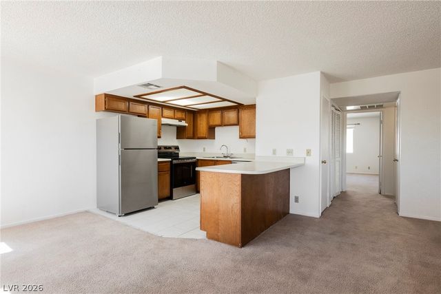 7944 Calico Vista Boulevard 201, Las Vegas, NV 89128