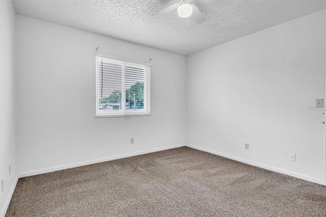 39132 COUNTY ROAD 54 2066, Zephyrhills, FL 33542