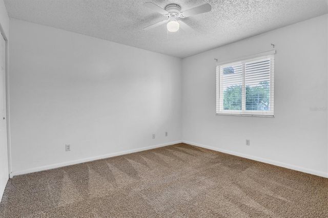 39132 COUNTY ROAD 54 2066, Zephyrhills, FL 33542