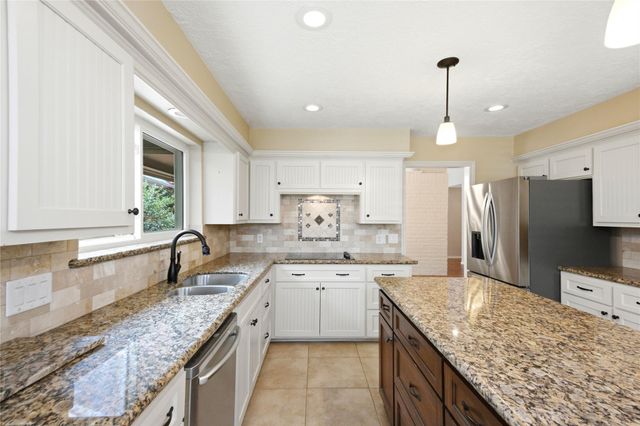 7239 N Hearthstone Green Drive, Houston, TX 77095