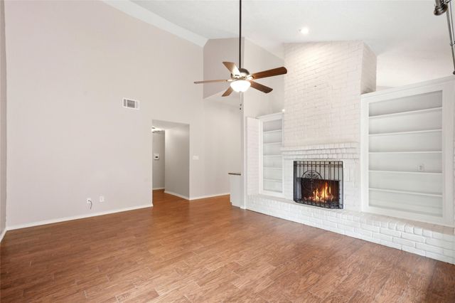 7239 N Hearthstone Green Drive, Houston, TX 77095
