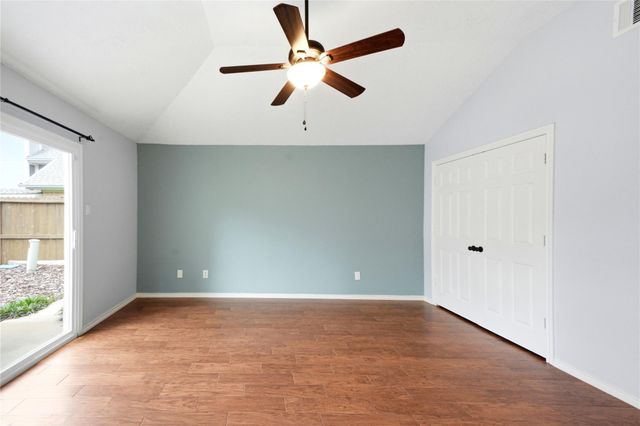 7239 N Hearthstone Green Drive, Houston, TX 77095