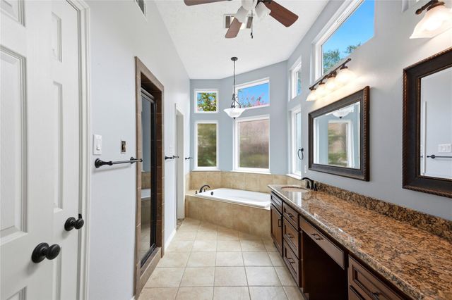 7239 N Hearthstone Green Drive, Houston, TX 77095