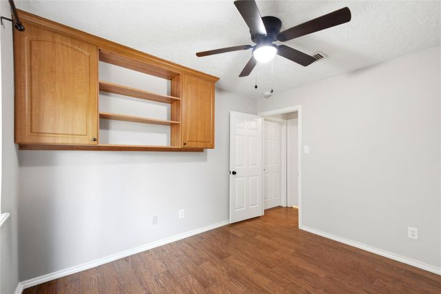 7239 N Hearthstone Green Drive, Houston, TX 77095